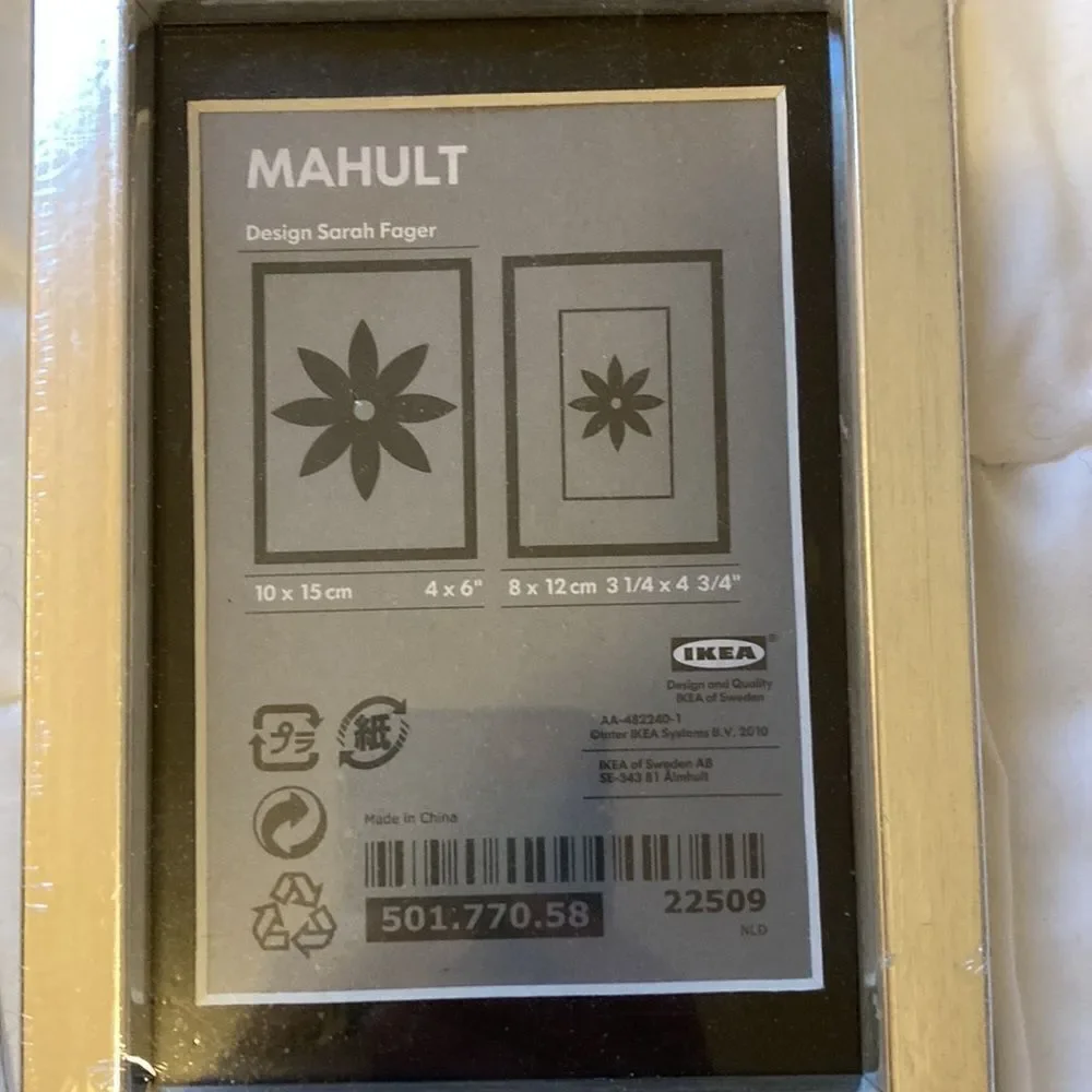 Ikea 4 x 6 inch frames.‎ Set of 2